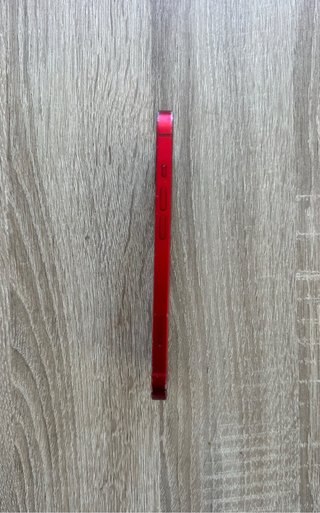 iPhone 13 Rojo + Cable