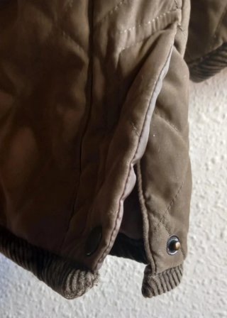 Parka acolchada marrón