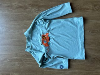 Camiseta protección solar infantil