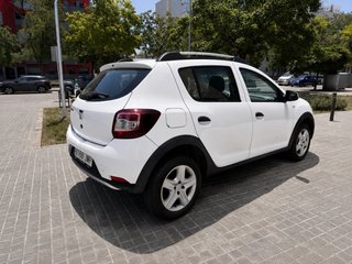 Dacia Sandero 2016 141000km  pegatina C