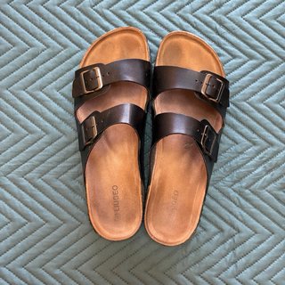 Sandalias estilo Birkenstock negras talla 44