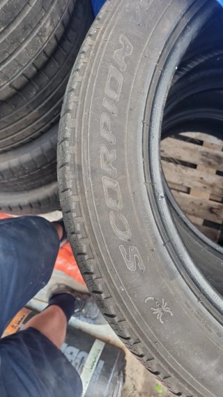 Neumático Pirelli 255/55 R20 110W M+S