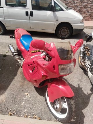 Honda CBR 600 F1 Roja
