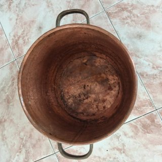 Caldero de cobre martillado