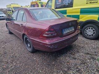 Mercedes-Benz Clase C 220 cdi 4p