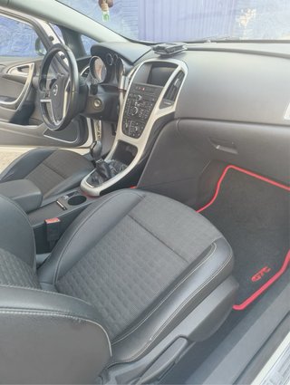OPEL Astra 2.0 CDTi SS 165 CV Sportive