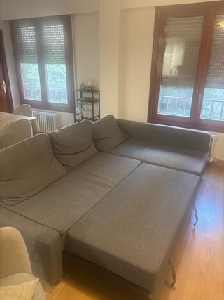 Sofá Cama Gris Tela, con espacio para almacenaje