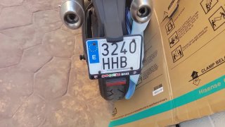 Ducati Monster 696 ABS Roja y Dorada