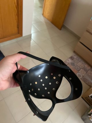 Máscara Gatúbela con púas