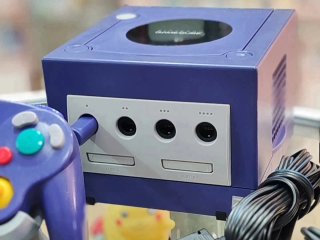 Consola Nintendo GameCube Azul y Negra