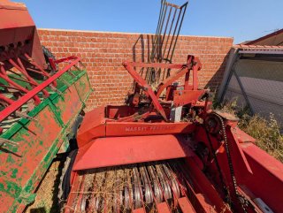 Empacadora Massey Ferguson 124