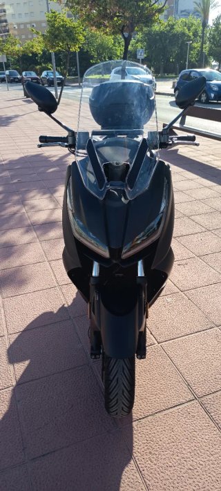 Zontes D350 Maxi Scooter Negra