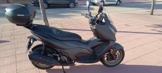 Zontes D350 Maxi Scooter Negra