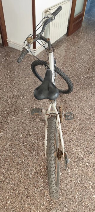 Bicicleta de montaña usada
