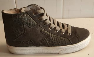 Scarpe Sneakers Alte Grigie e Bianche