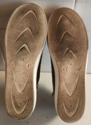 Scarpe Sneakers Alte Grigie e Bianche
