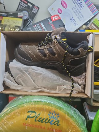 Zapatos de Seguridad Wolfpack Negros y Amarillos
