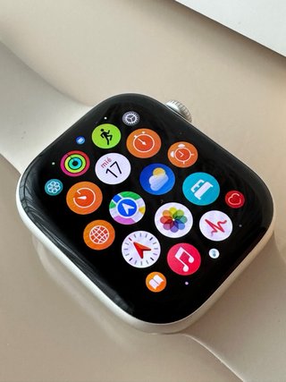 Apple Watch Series 10 46mm GPS + Celular Plata