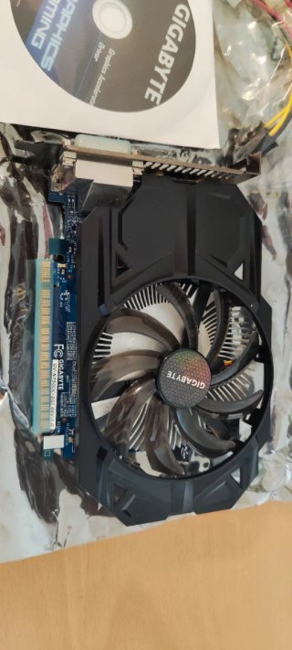Tarjeta Gráfica Gigabyte GeForce GTX 750 2GB
