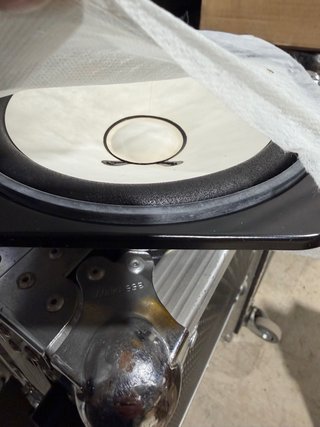 Altavoz Yamaha NS-615 JA1801 NUEVO