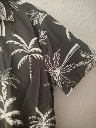 Camisa ROMWE Estampada Palmeras Talla M