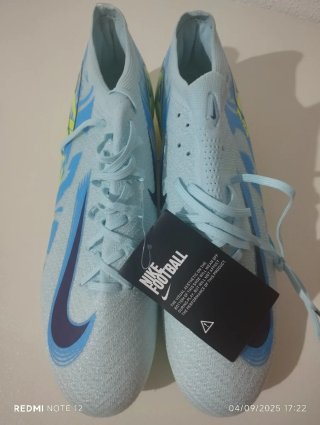 Botas de fútbol Nike