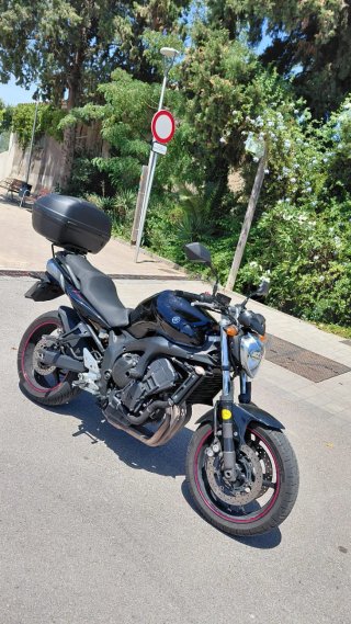 Yamaha FZ6 S2 2009 Negra En santa coloma de graman