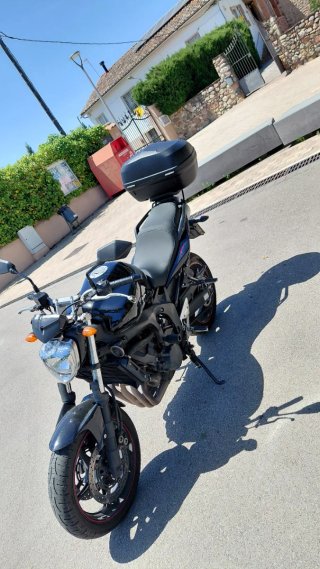 Yamaha FZ6 S2 2009 Negra En santa coloma de graman