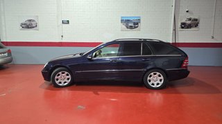 Mercedes-Benz Clase C 2006