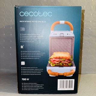 ProductoSandwichera Cecotec Rock'Ntoast Retro One Blue 700W 3 placas intercambiables