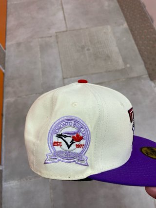 Gorra New Era 59FIFTY Beige y Morado