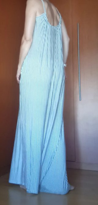 Vestido largo de rayas. Talla M a XL. Tejido fresc