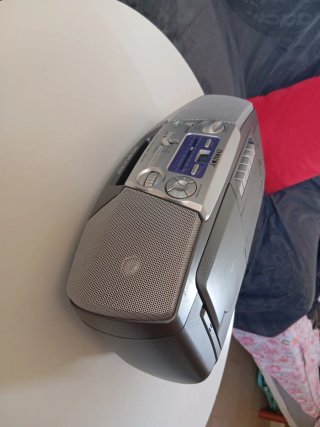 Radiocassette CD Sony CFD-V7