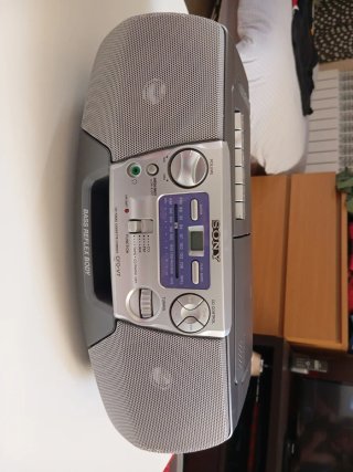 Radiocassette CD Sony CFD-V7