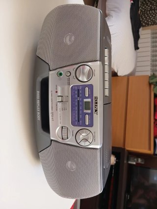 Radiocassette CD Sony CFD-V7