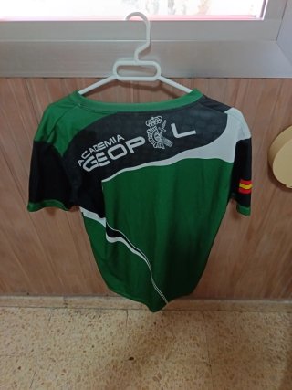 Camiseta técnica Geopol Negra y Verde