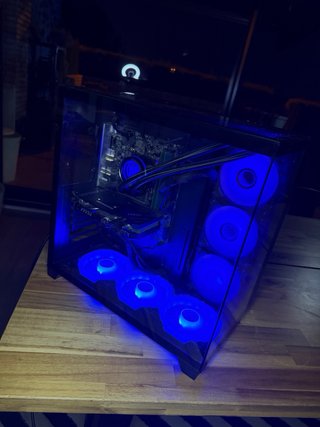 PC Gamer RTX 4060 + i7 13700F