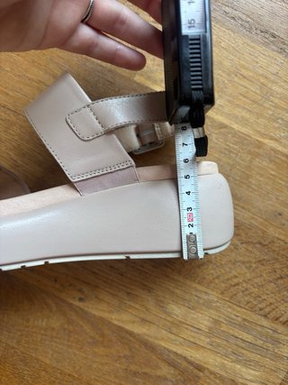 Sandalias plataforma beige