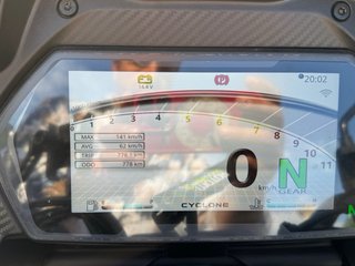 Cyclone RX 4 Blanca Moto Aventura
