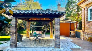Habitacion disponible de junio-agosto En un Chalet