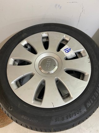 5 Llantas audi a4 con neumáticos al 90%