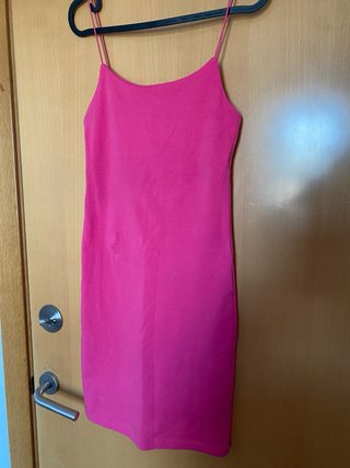 Vestido Zara rosa corto ajustado