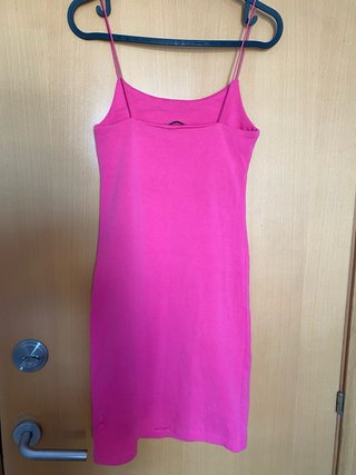 Vestido Zara rosa corto ajustado