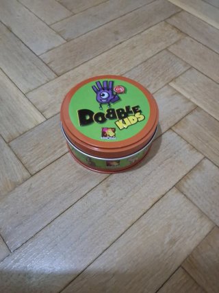 Dobble Kids juego de mesa