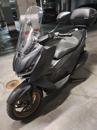 Zontes D350 Negra 2023 - Maxi Scooter Automática