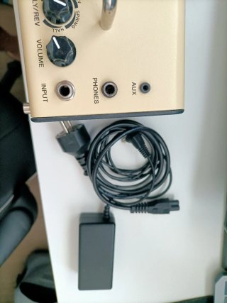 Amplificador de guitarra portatil Yamaha THR5.