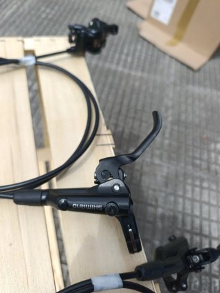 Frenos Shimano MT520 4 pistones nuevos