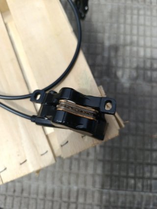 Frenos Shimano MT520 4 pistones nuevos