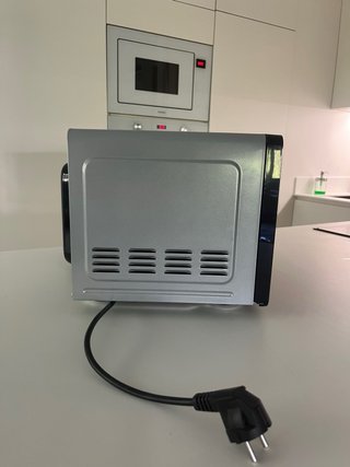 Microondas Cecotec ProClean 3050 20L