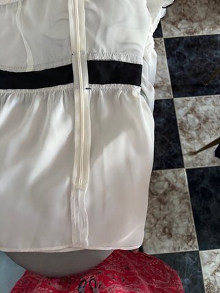 Blusa flamenca blanca con volantes